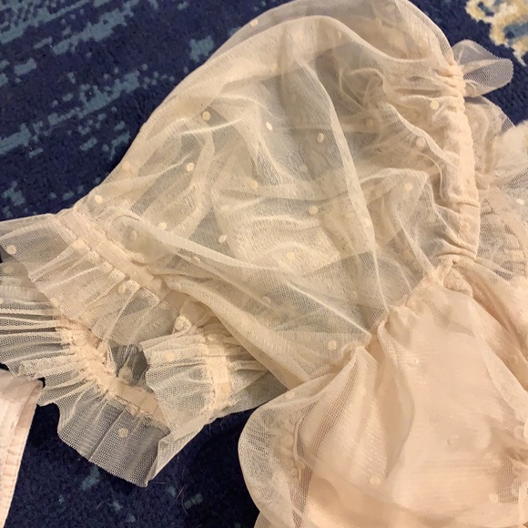 H and M sheer sleeves lined bodice top - Picture 2 of 7